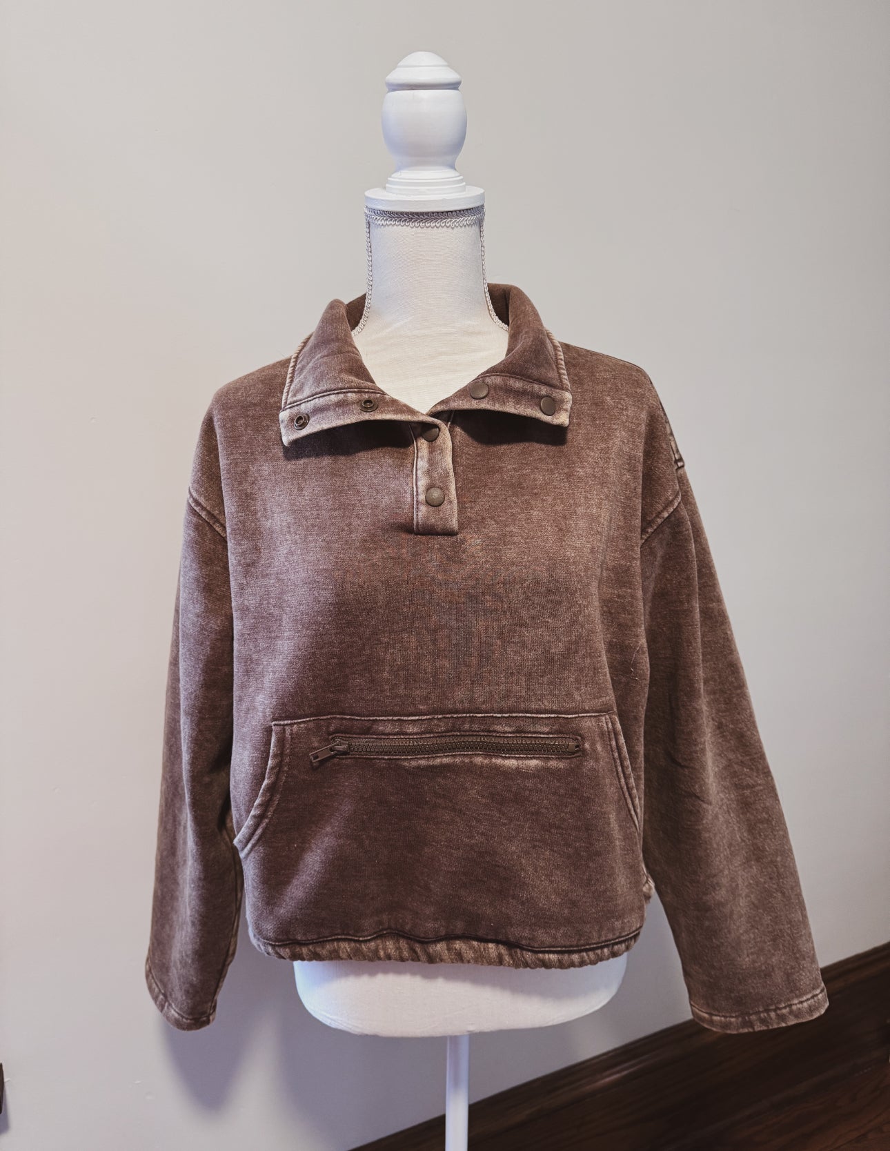 Mocha Cropped Pullover