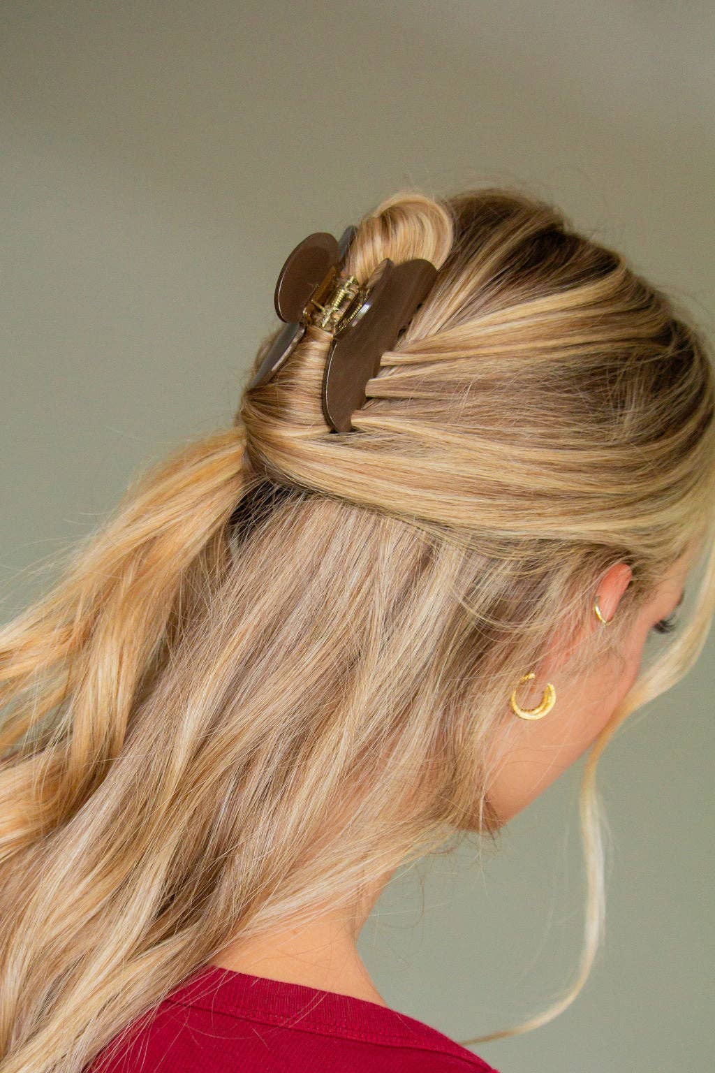 Sleek Claw Clip: Brown