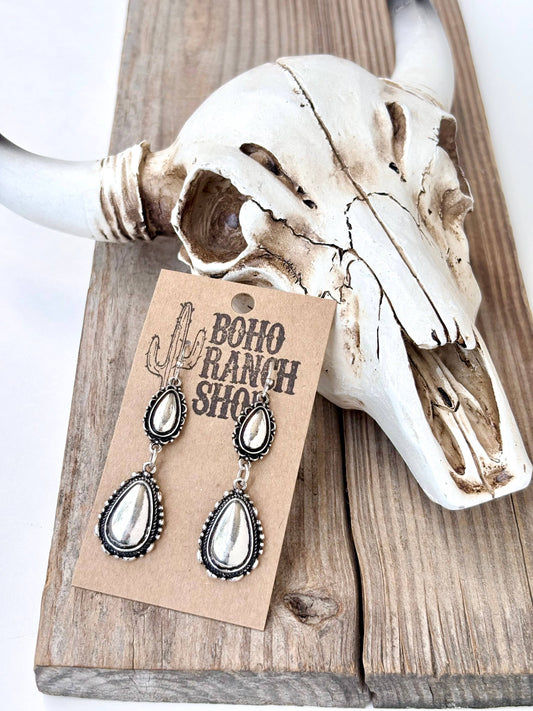 2 Tier Western Style Teardrop Dangle Drop Earrings: Silver