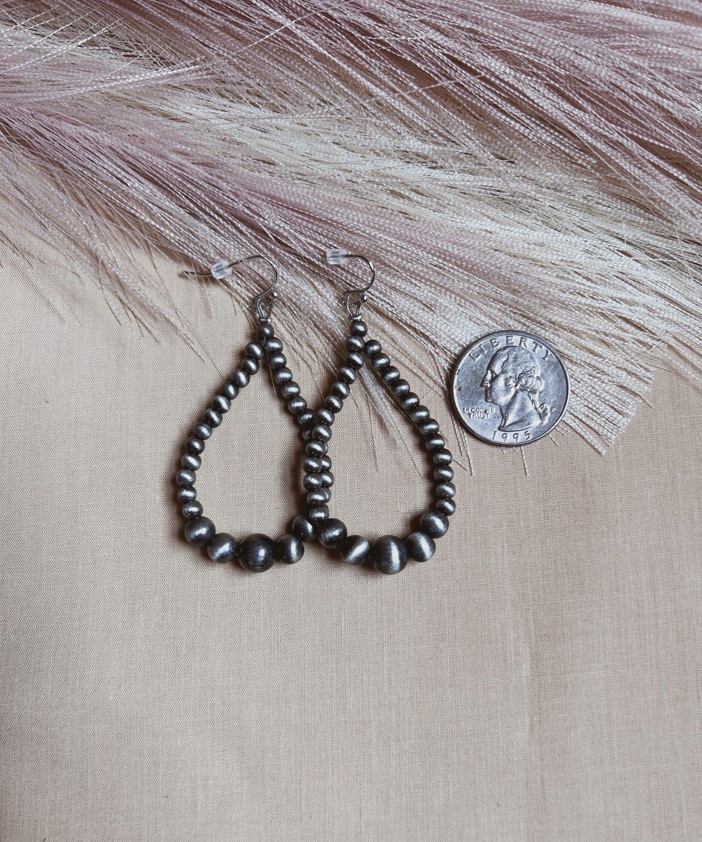 Graduated Navajo Pearl Teardrops