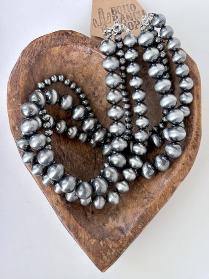3 Layered Western Style Navajo Pearl Bead Necklace